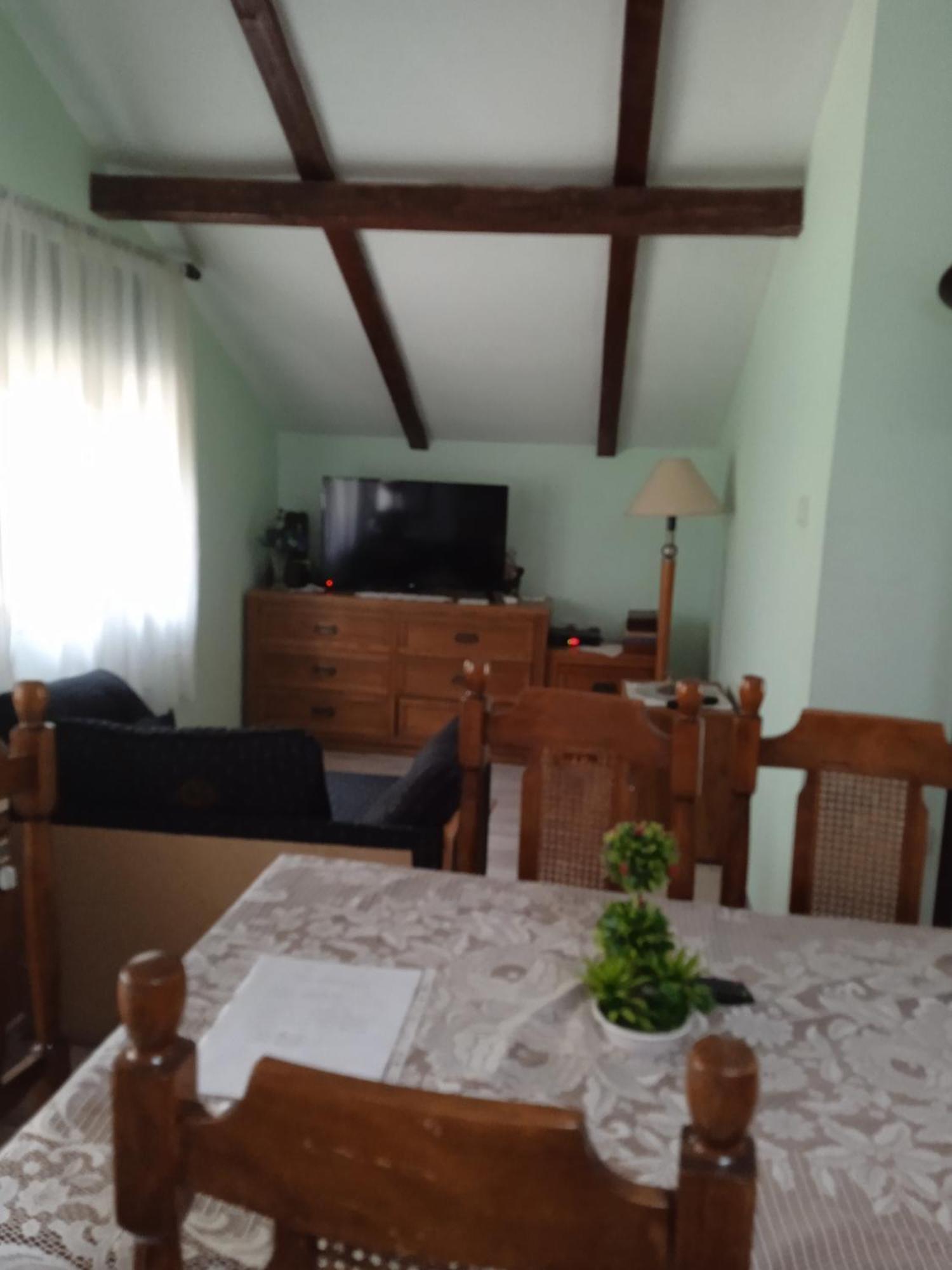 Guest House Keserovic Vinci Exterior photo
